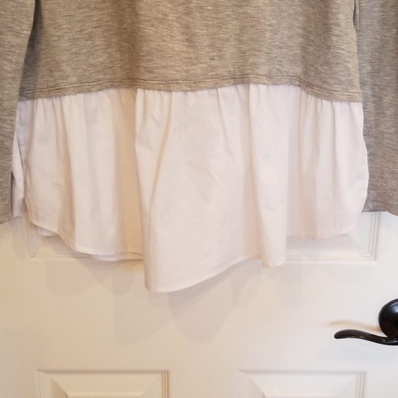 Bobeau Loose Grey Blouse with Faux Tailored Layer - Picture 3 of 5